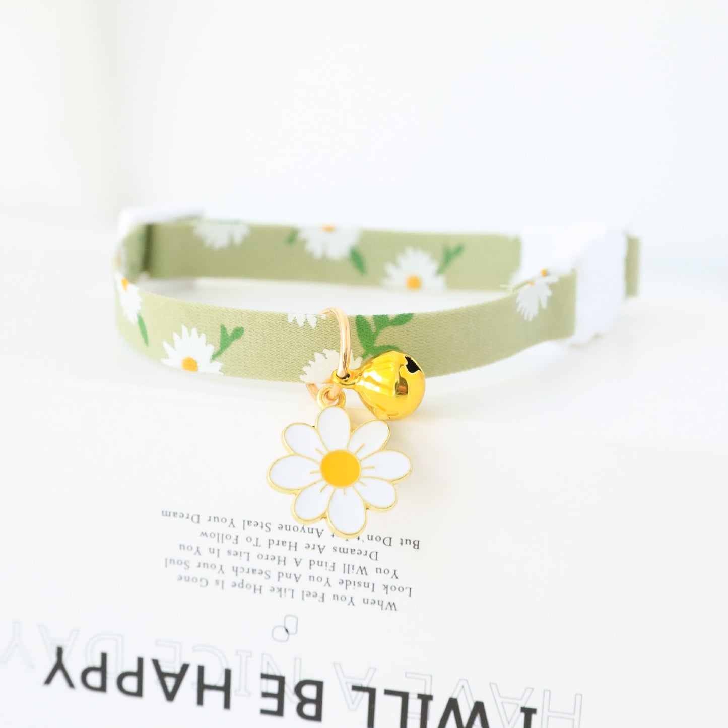 Colorful Flower Pet Collar – Lightweight & Comfortable for Daily Wear