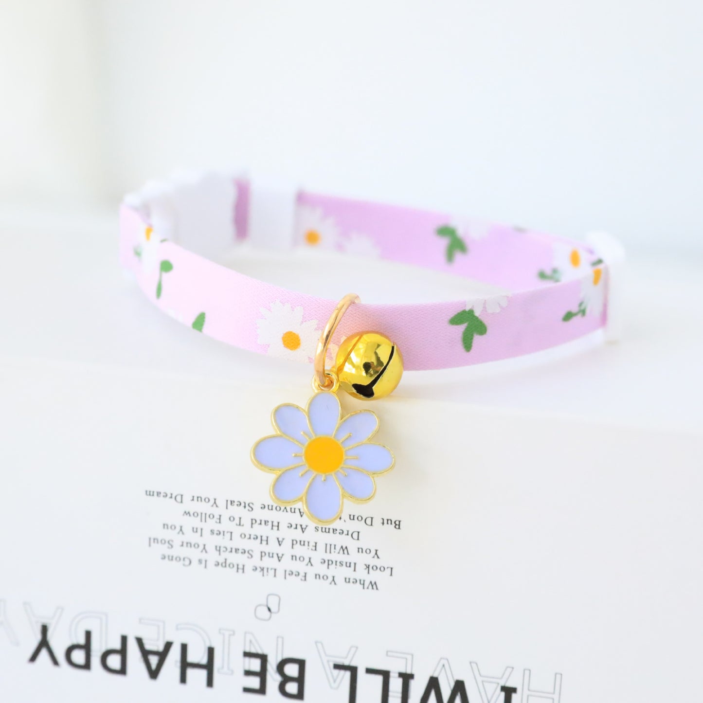 Colorful Flower Pet Collar – Lightweight & Comfortable for Daily Wear